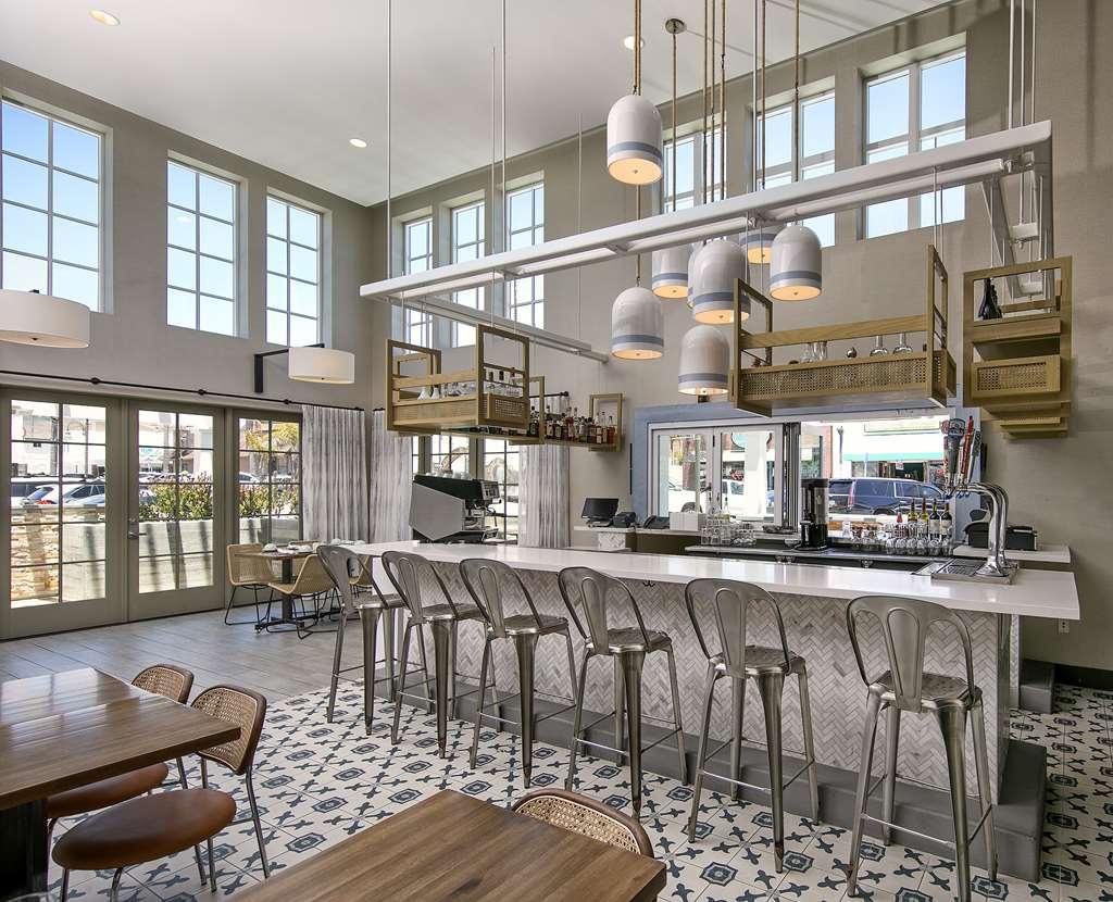 Inn At The Pier Pismo Beach, Curio Collection By Hilton Restaurace fotografie