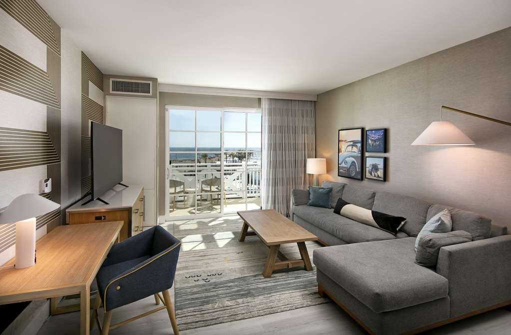 Inn At The Pier Pismo Beach, Curio Collection By Hilton Pokoj fotografie