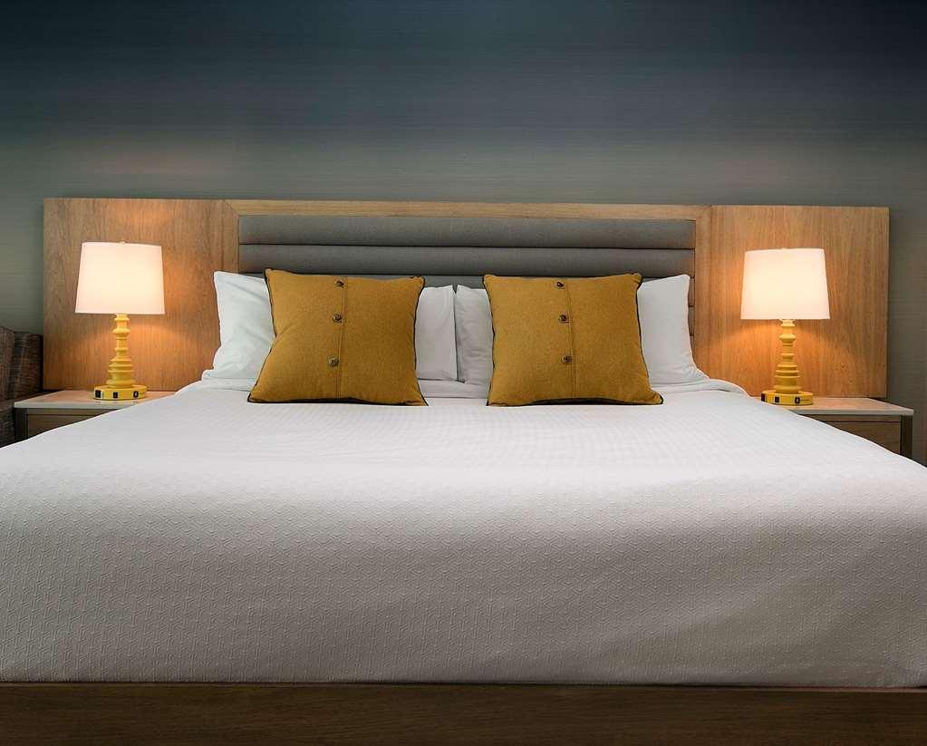 Inn At The Pier Pismo Beach, Curio Collection By Hilton Pokoj fotografie