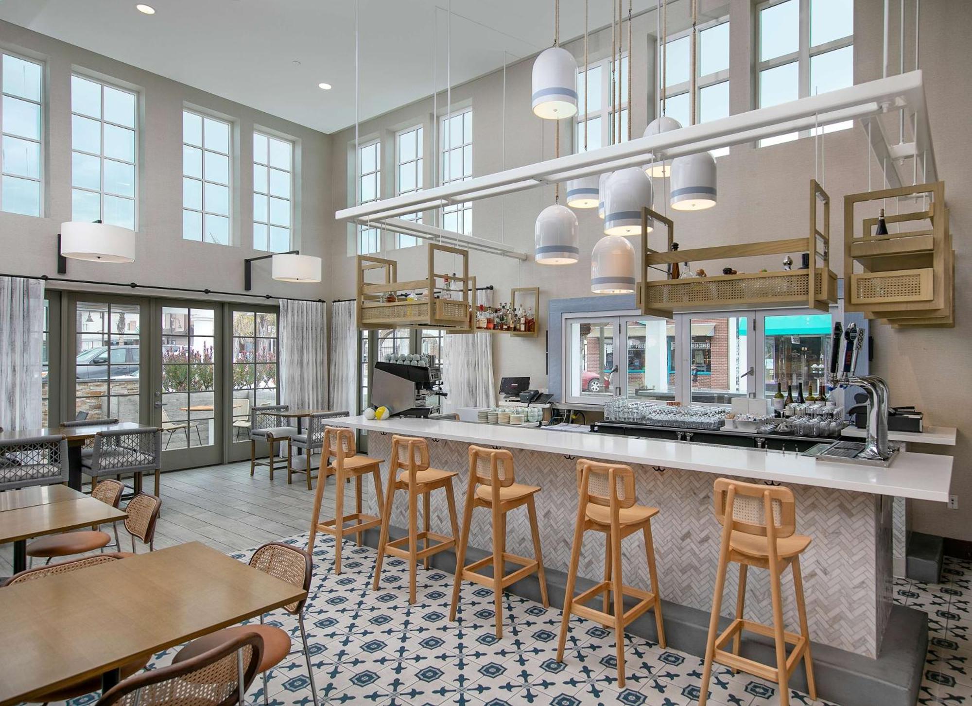 Inn At The Pier Pismo Beach, Curio Collection By Hilton Exteriér fotografie