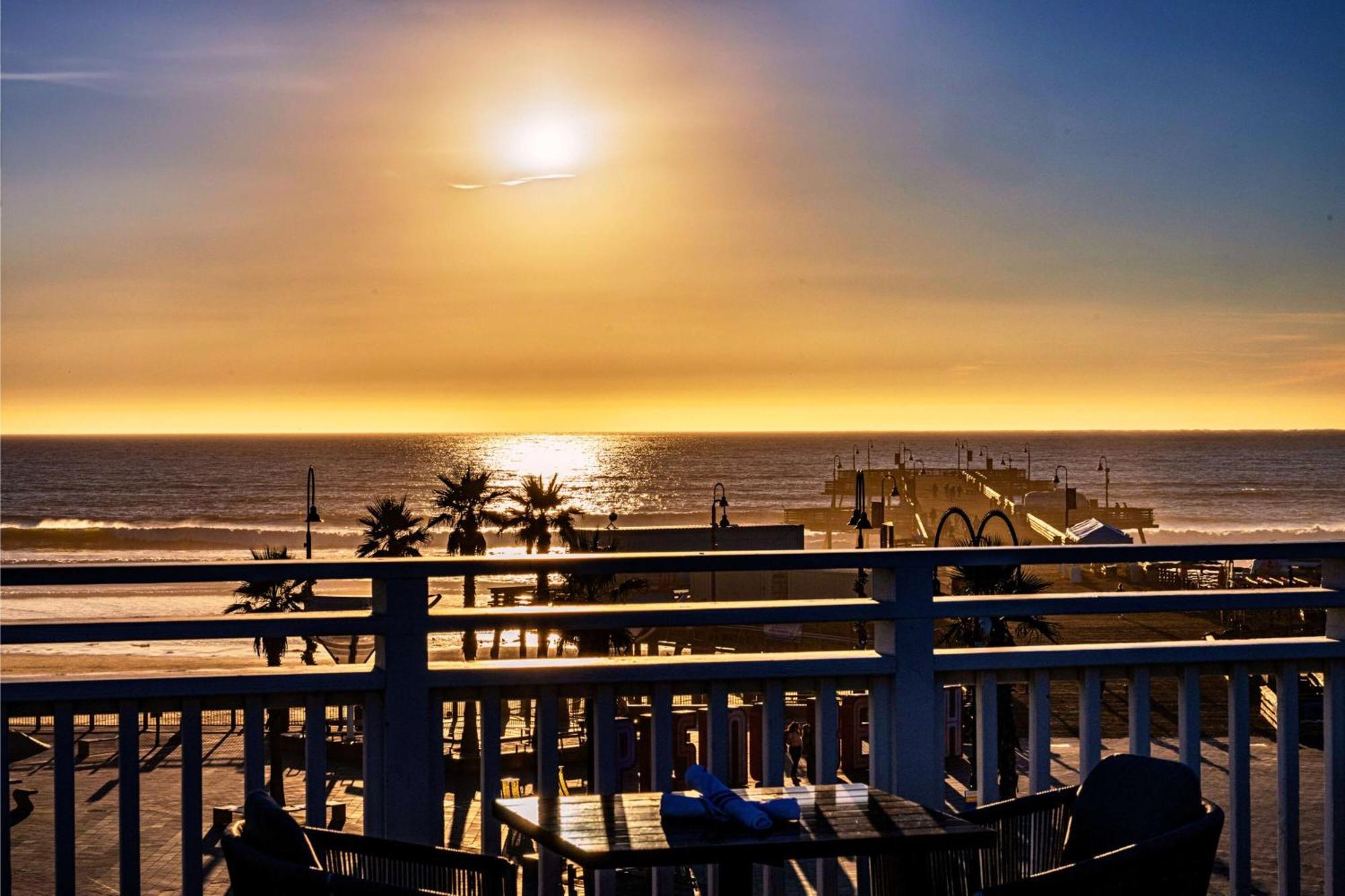 Inn At The Pier Pismo Beach, Curio Collection By Hilton Exteriér fotografie